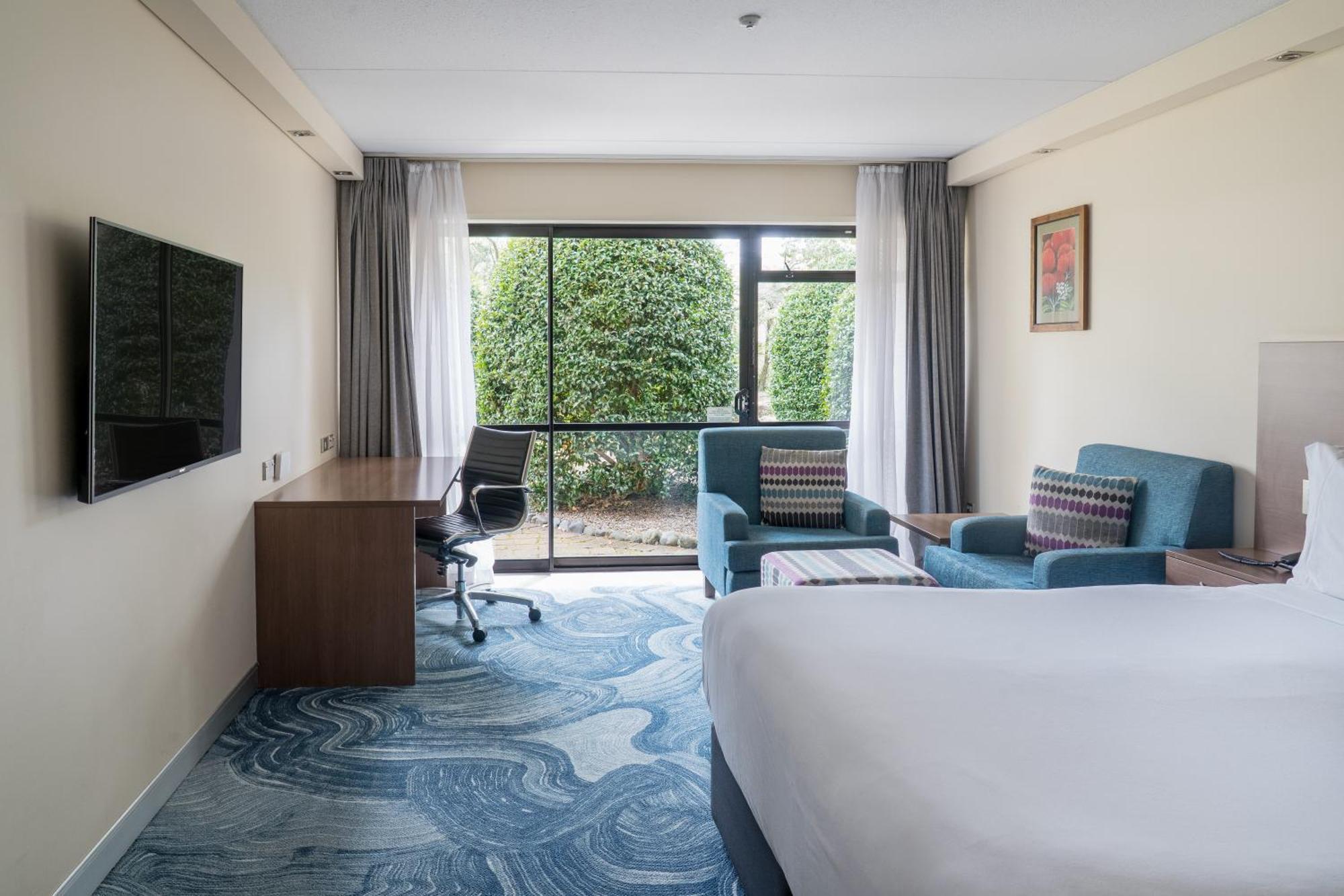 Standard King Room Garden View